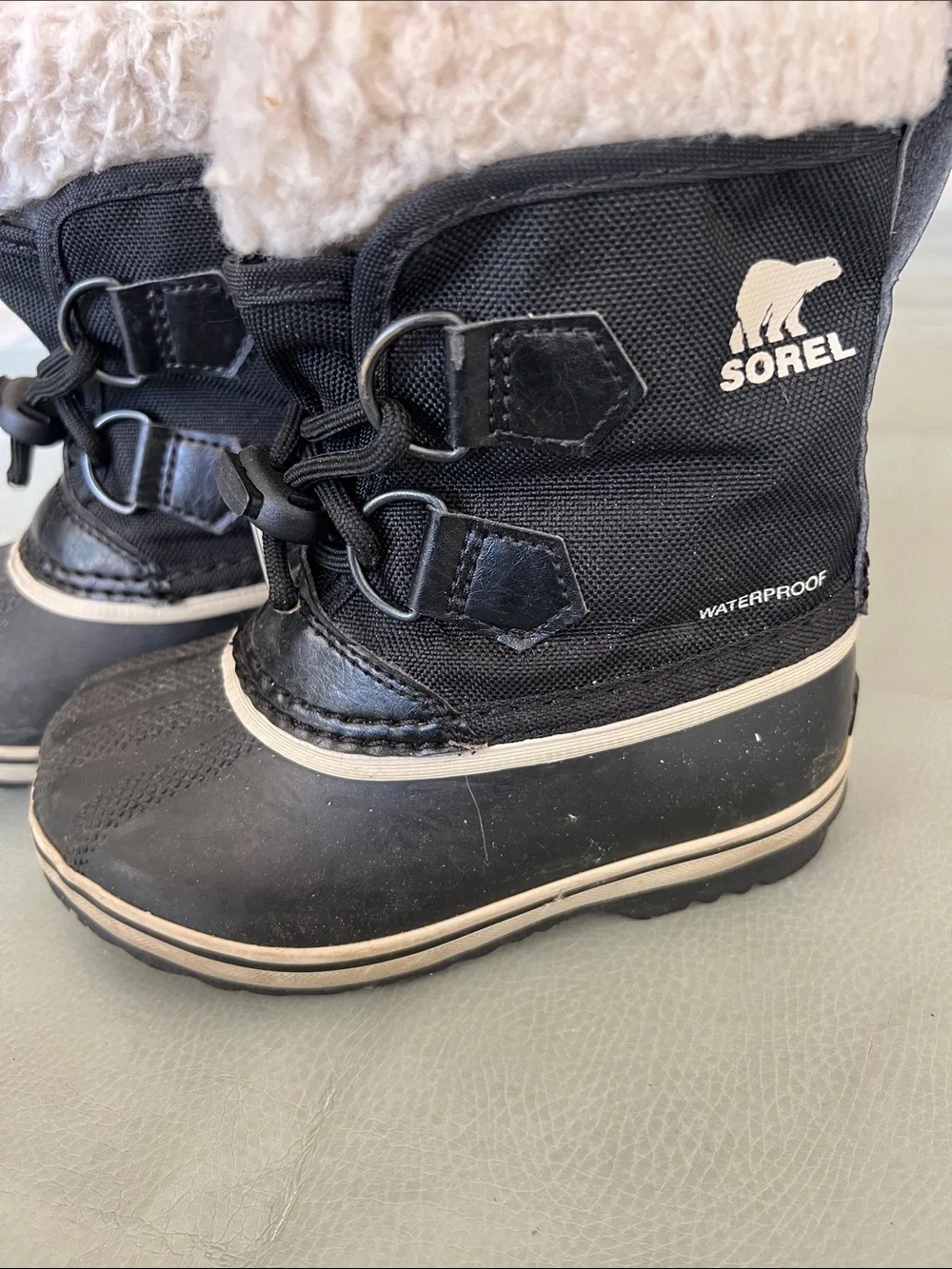 Sorel Kids Black Boots with Cream Faux-Fur Cuff